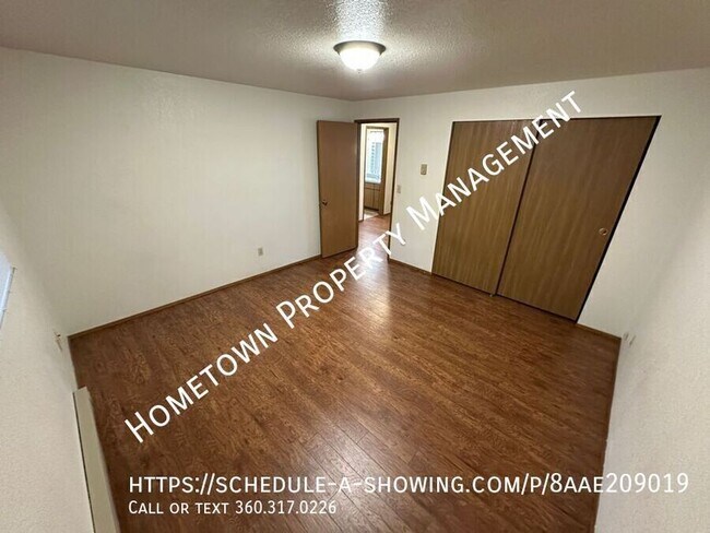 Building Photo - 1606 Sulky Dr SE