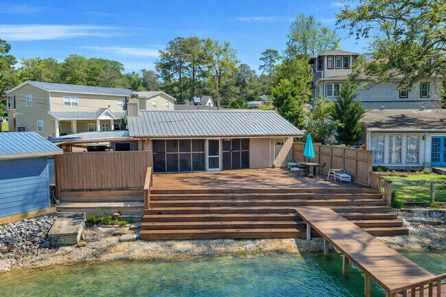 Building Photo - 115 Hale Loop