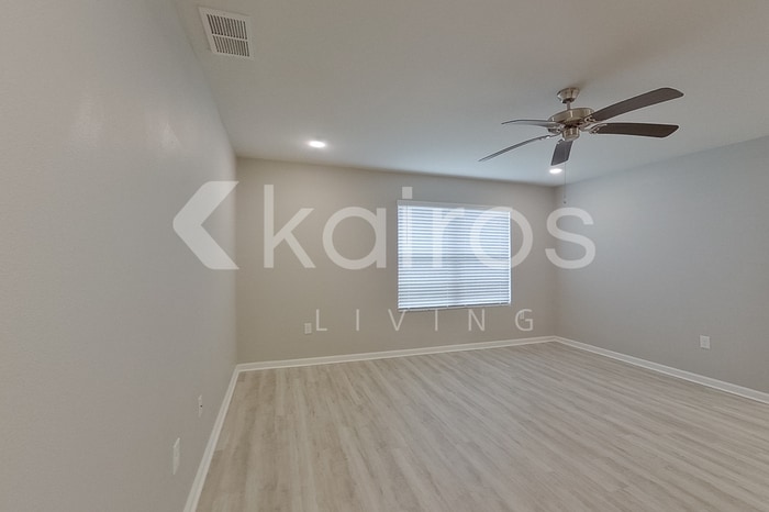 Building Photo - 112 Swallowtail Ln