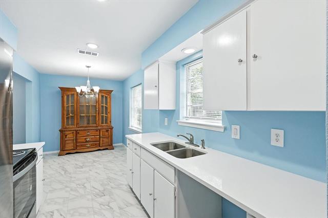 Building Photo - 1713 Japonica Ln