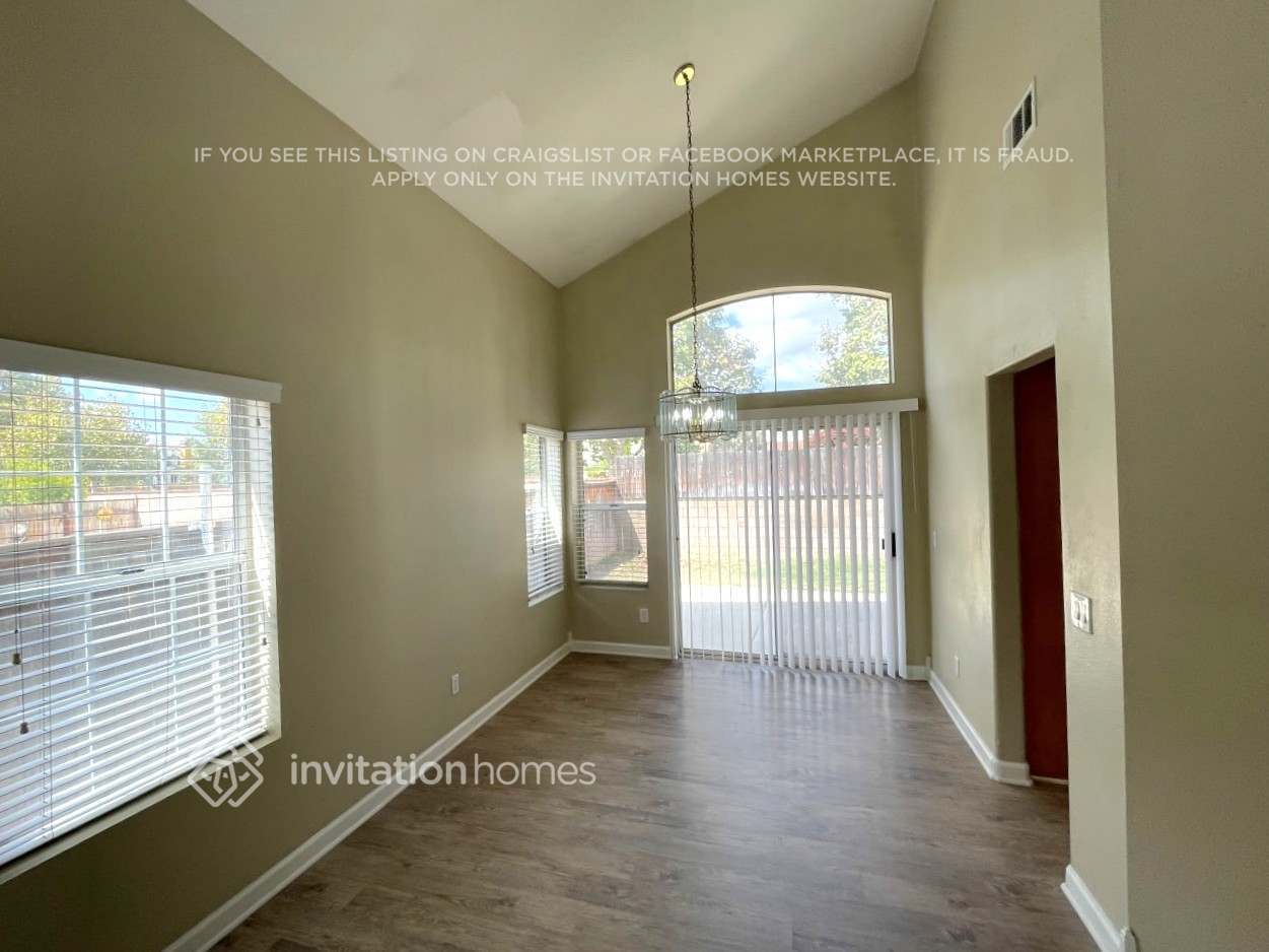 Building Photo - 22790 Downing St