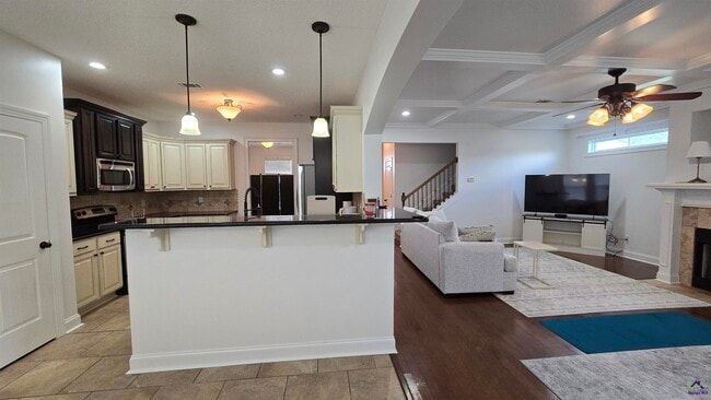 Building Photo - 103 Clarissa Dr