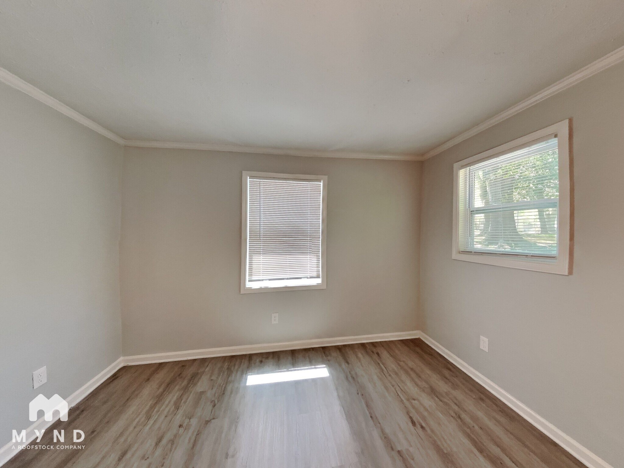 Building Photo - 1407 Sycamore Dr NW
