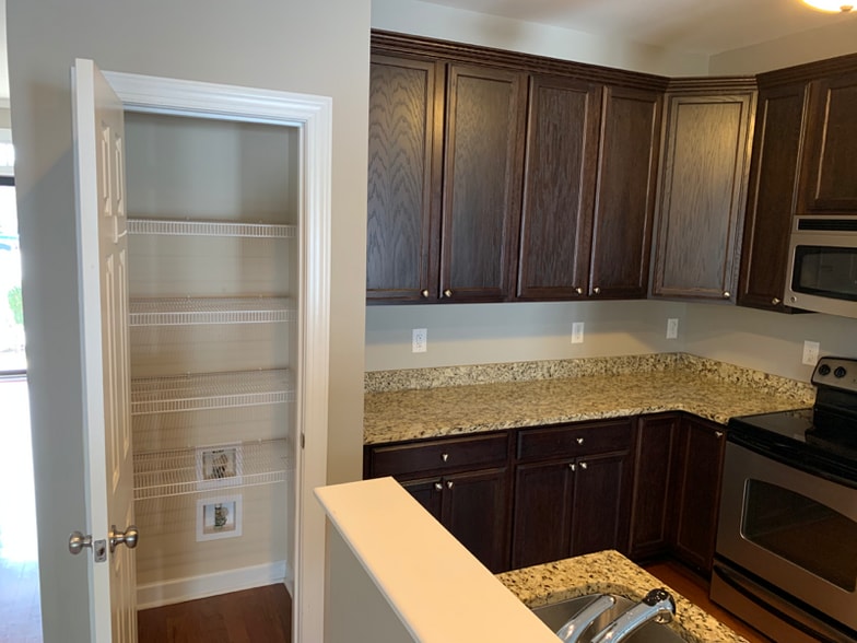 Building Photo - 1905 Fieldhouse Ave