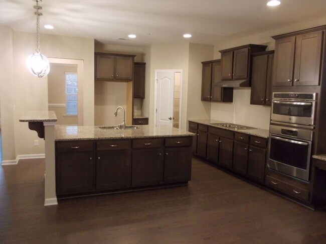 Building Photo - Spacious 4 Bedroom Home in Cox Mill School...