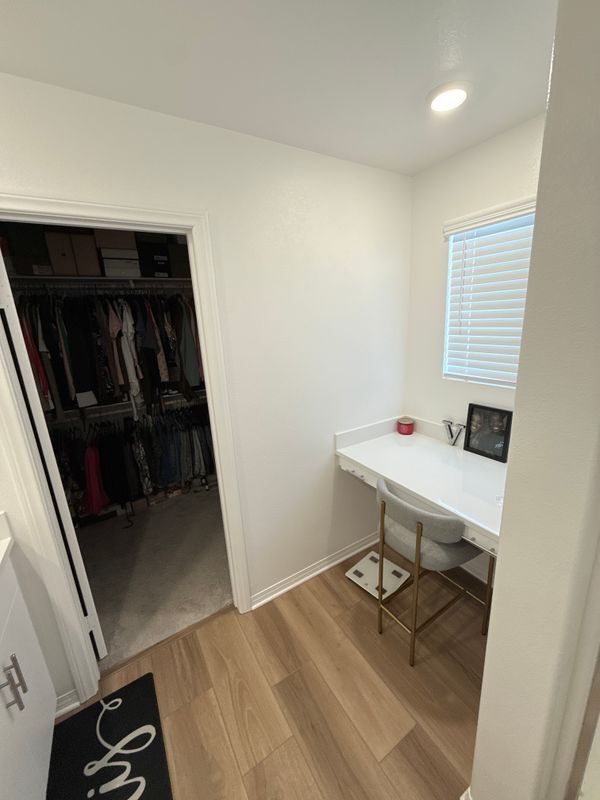 Building Photo - 2448 Powell Dr