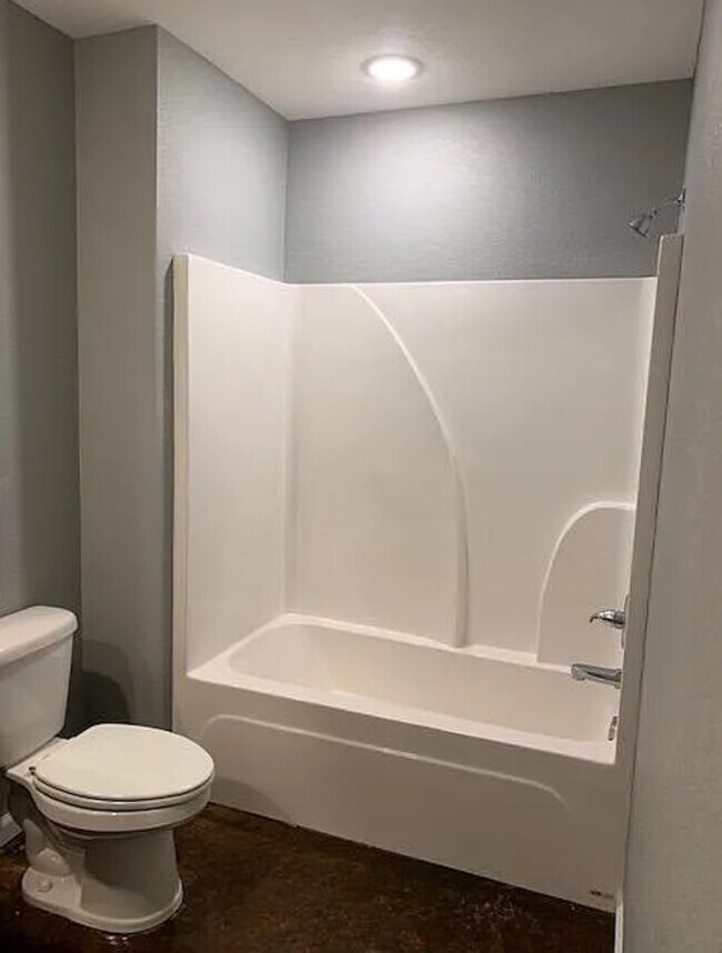 Building Photo - Charming 2 Bed, 1 Bath Apartment in Brookland, AR - Don't Miss Out!