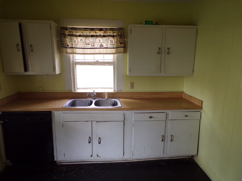 Building Photo - 96 Alabama Ave