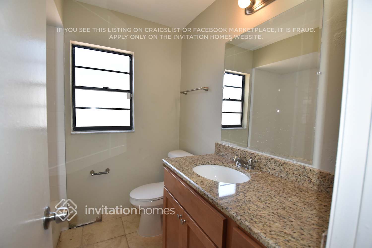 Building Photo - 1617 Carter Oaks Dr