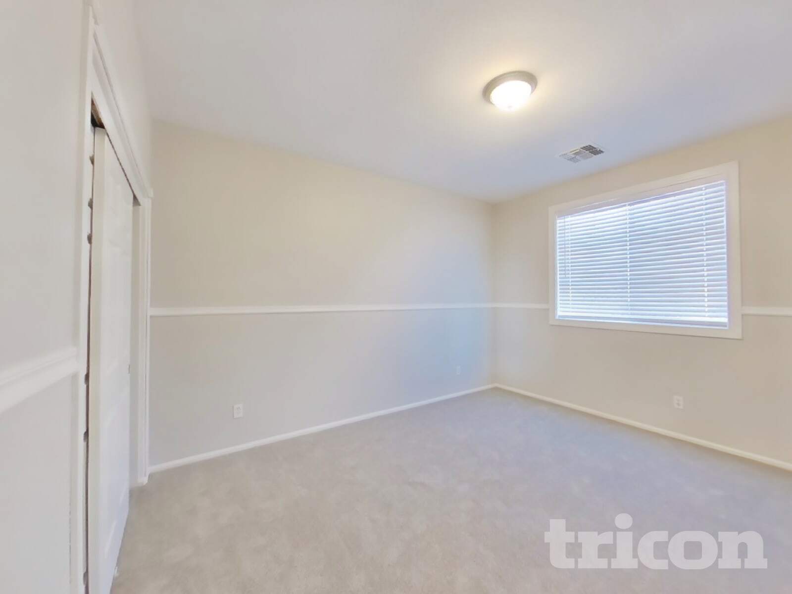 Building Photo - 3227 W White Canyon Rd