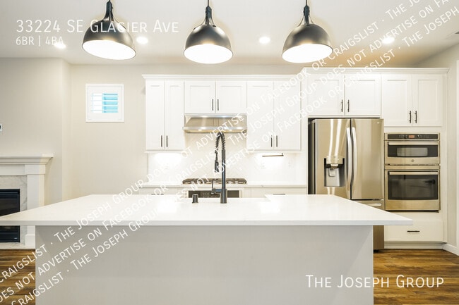 Building Photo - 33224 Glacier Ave SE