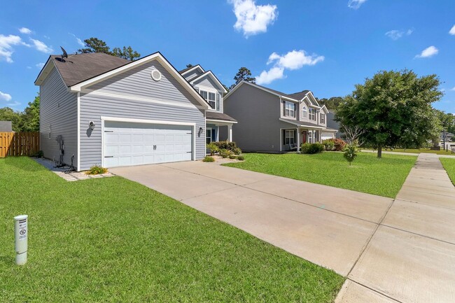 Building Photo - Rice Creek