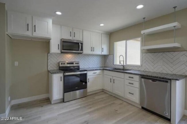 Building Photo - 6035 N 83rd St