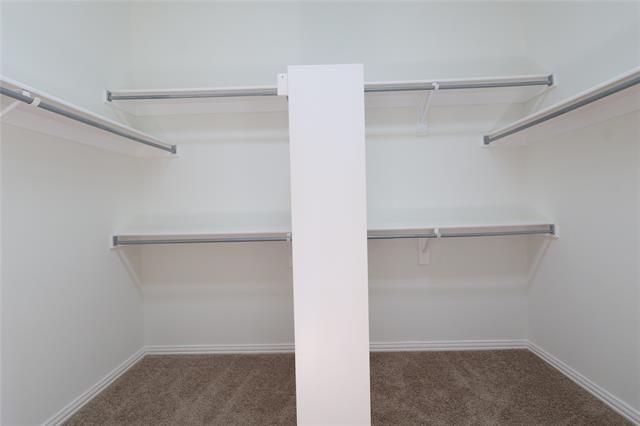 Building Photo - 5901 Louisville Dr