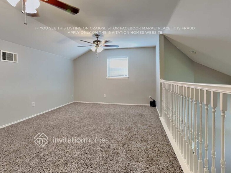 Building Photo - 8820 Chaps Ave