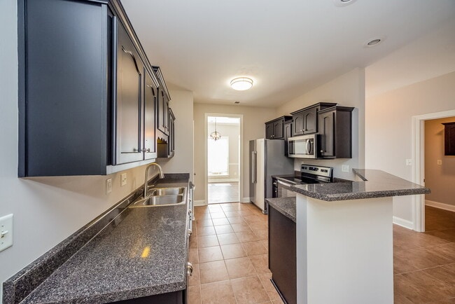 Building Photo - 6416 Arbor Lake Dr E