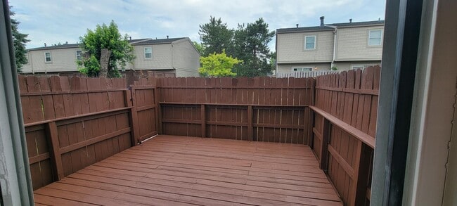 Building Photo - 792 Ficus Dr