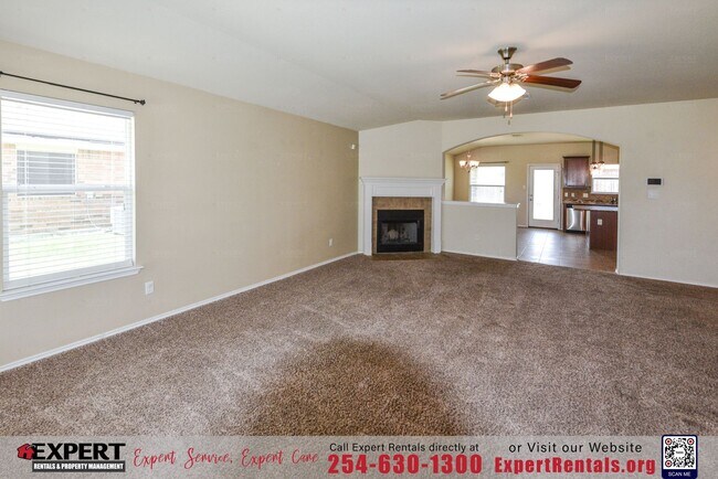 Building Photo - Enchanting 4-bedroom, 2-bathroom home nest...