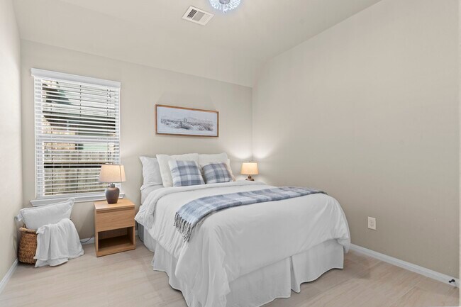 Building Photo - 2842 Weldons Forest Dr