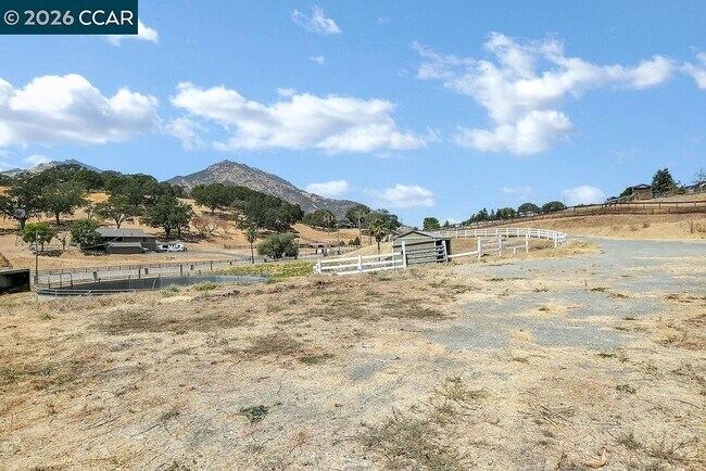 Building Photo - 4161 Leon Dr