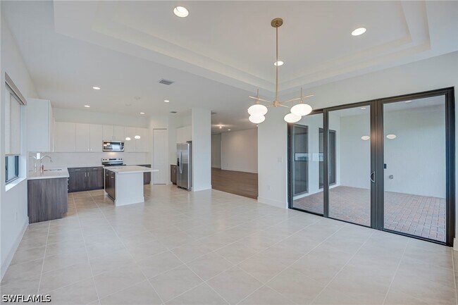 Building Photo - 5114 Panella Ave