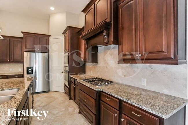Building Photo - 2147 Blossomcrown Dr