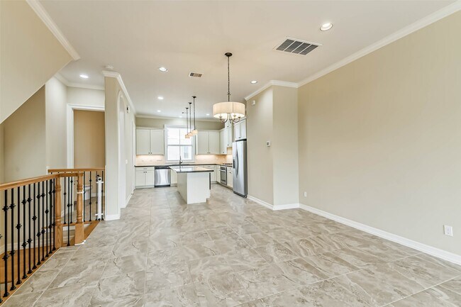 Building Photo - 11115 Olympia Dr