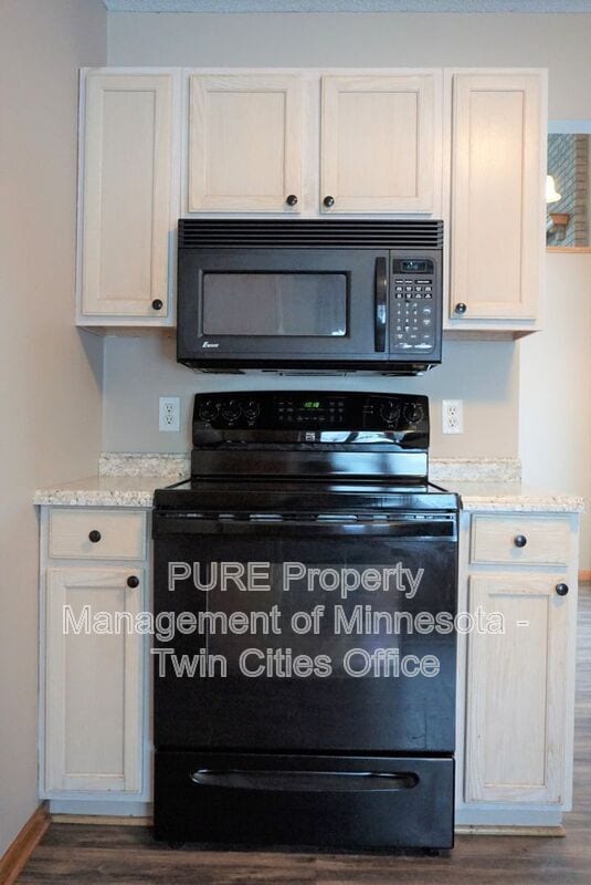 Building Photo - 14748 Fluorine St NW