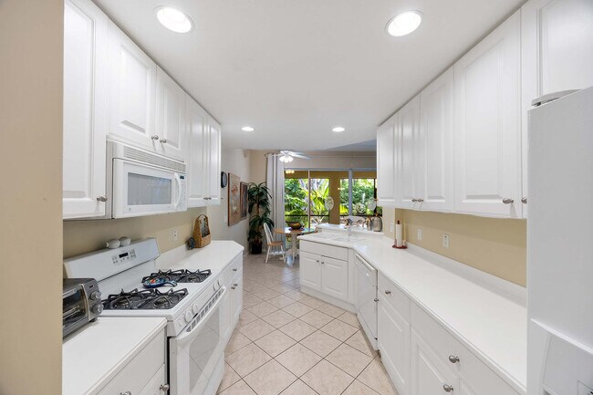Building Photo - 3955 Deer Crossing Ct
