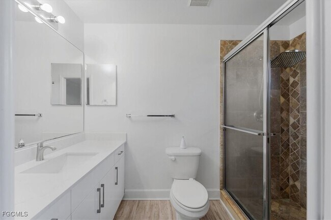 Building Photo - 234 Pullman St