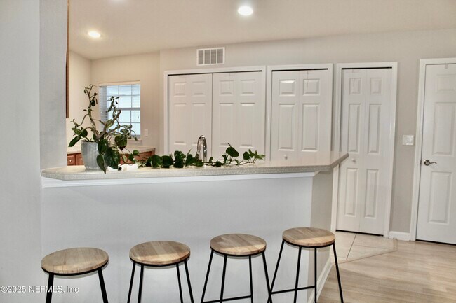Building Photo - 6518 White Blossom Cir
