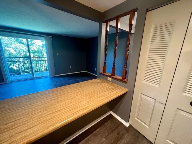 Building Photo - Newly Updated! - 2 Bedrooms 1 Bathroom - Hopewell Township