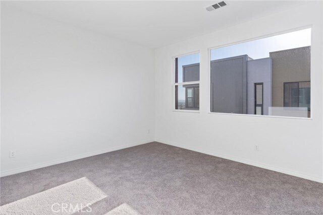 Building Photo - 138 Sawbuck