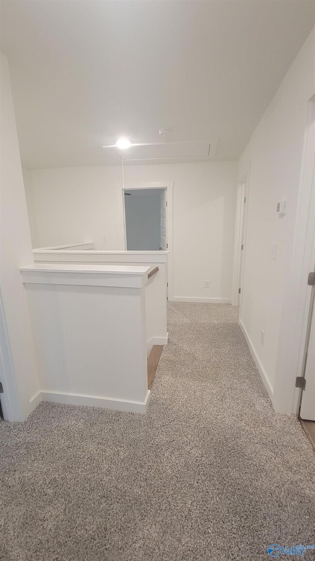 Building Photo - 7597 Discovery Pt Dr NW