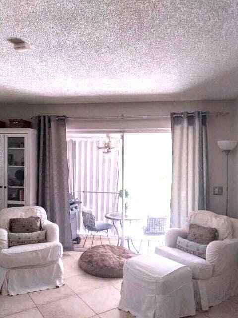 Building Photo - 2403 Lowson Blvd