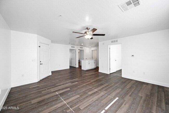 Building Photo - 3065 N 67th Ave