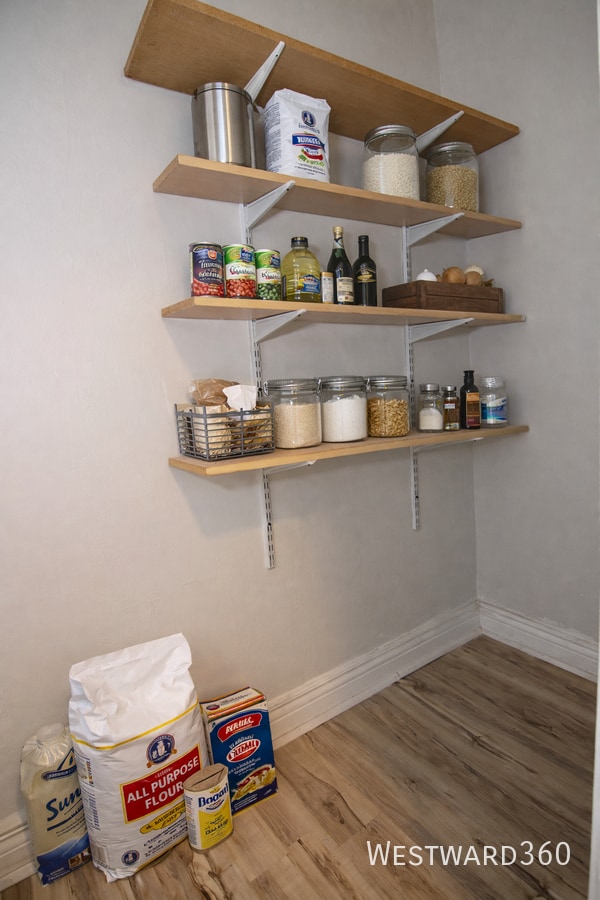 Building Photo - 6706 S Wood St