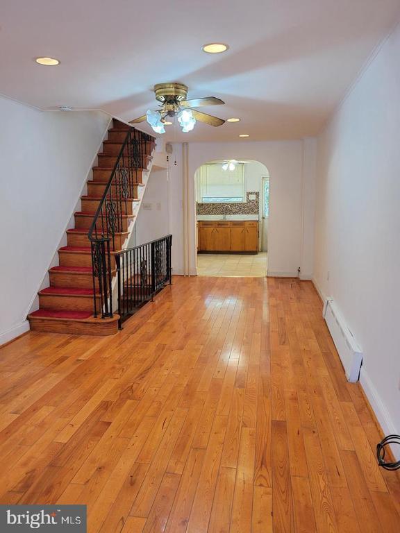 Building Photo - 838 Sears St