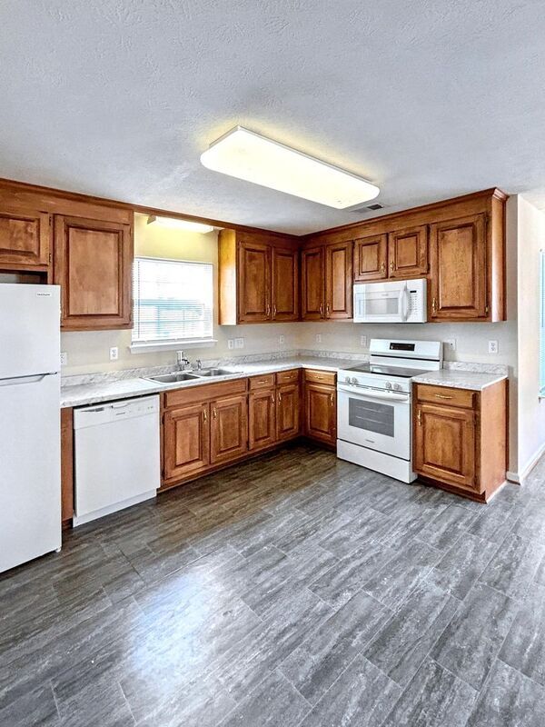 Building Photo - 845 Vail Ridge