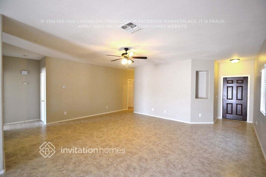 Building Photo - 2310 N 92nd Dr