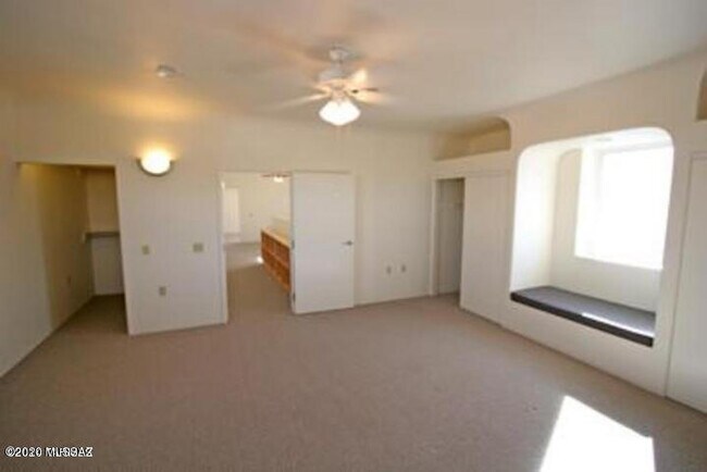 Building Photo - 3314 N Fremont Ave