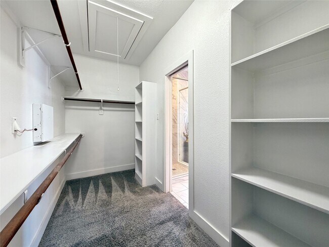 Building Photo - 8404 Safeguard St