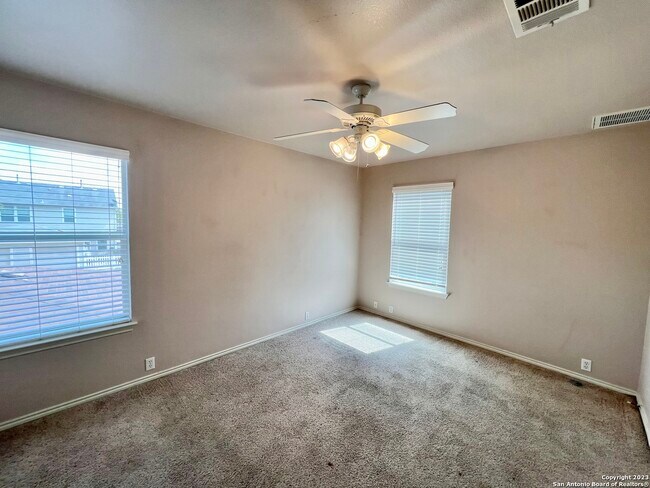 Building Photo - 301B Utterback-