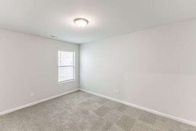 Building Photo - Coming soon-6 or 12 month lease is available