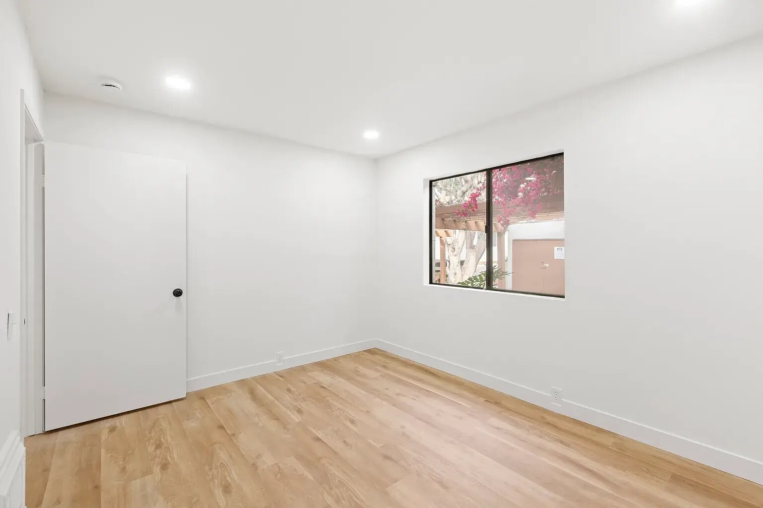 Building Photo - 6358 Rancho Mission Rd