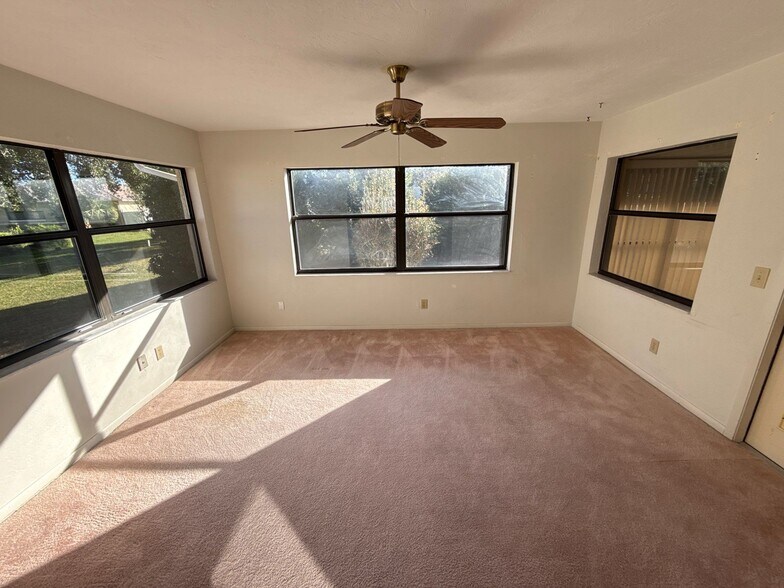 Building Photo - 3781 N Passion Flower Way