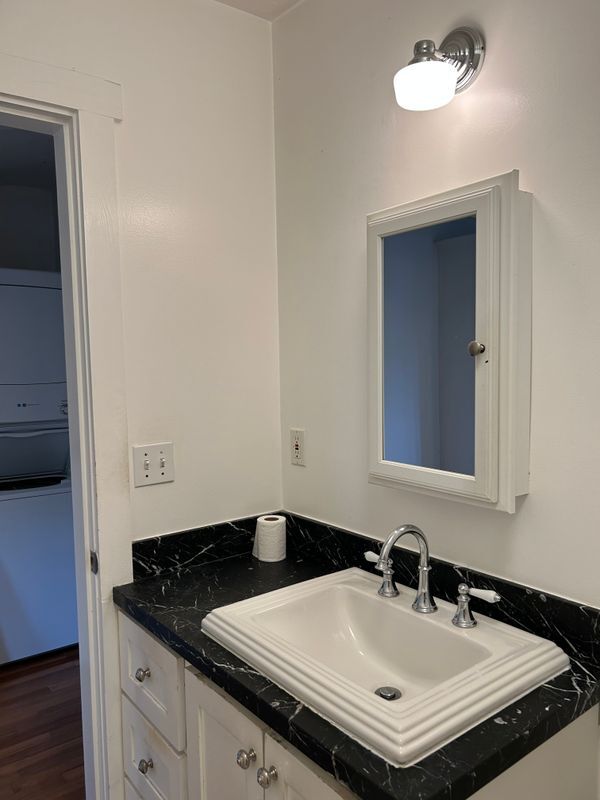 Building Photo - 2834 Denby Ave