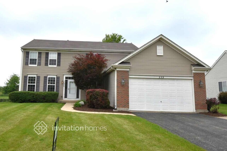 Primary Photo - 372 Sutton St