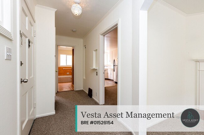 Building Photo - 512-514-514 Taraval St