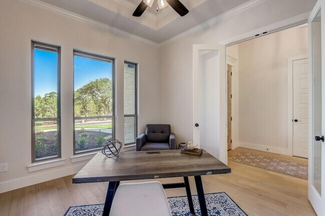 Building Photo - 1007 Meadow Wood Ter